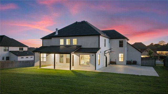 1420 Tuscany Drive, Centerton, AR 72719