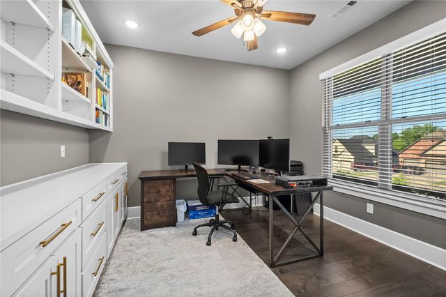 1420 Tuscany Drive, Centerton, AR 72719