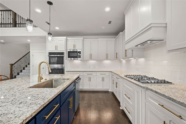 1420 Tuscany Drive, Centerton, AR 72719