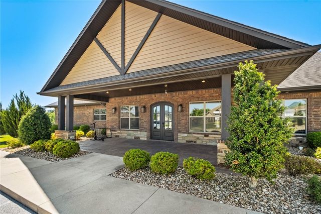 1420 Tuscany Drive, Centerton, AR 72719
