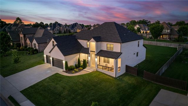 1420 Tuscany Drive, Centerton, AR 72719
