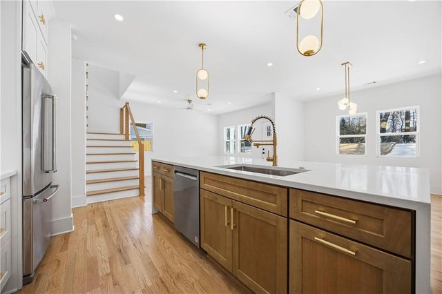 4516 Peachtree Street, Atlanta, GA 30360