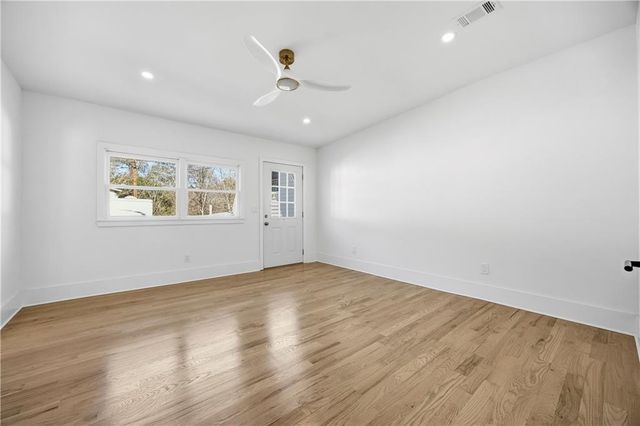 4516 Peachtree Street, Atlanta, GA 30360