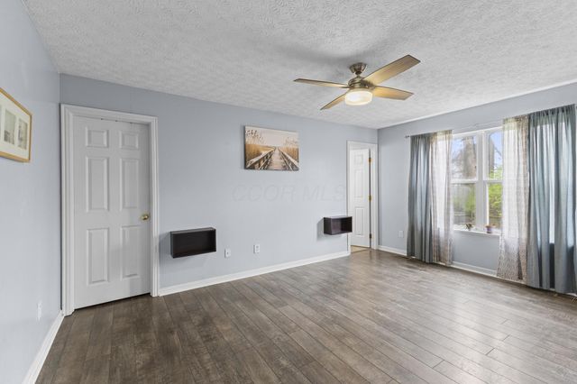 388 Rocky Springs Drive, Blacklick, OH 43004