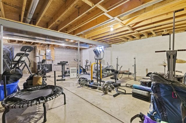 388 Rocky Springs Drive, Blacklick, OH 43004