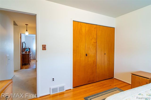35624 Bonneville Drive, Sterling Heights, MI 48312