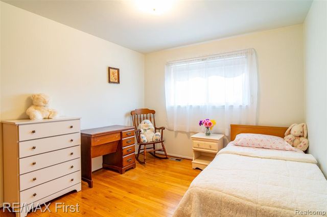 35624 Bonneville Drive, Sterling Heights, MI 48312