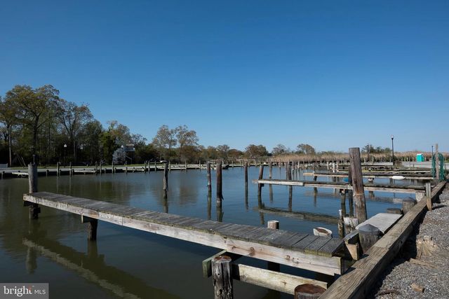 1199 OAK AVE, Shady Side, MD 20764