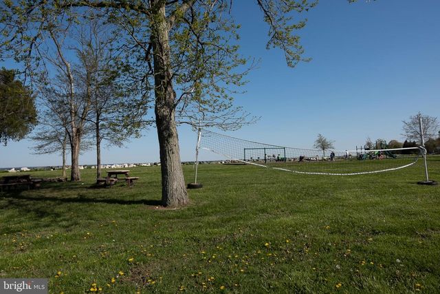 1199 OAK AVE, Shady Side, MD 20764