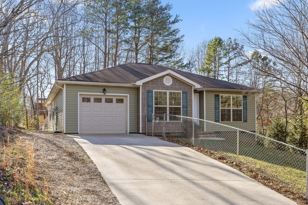 10700 Lonnie Lane, Ooltewah, TN 37363