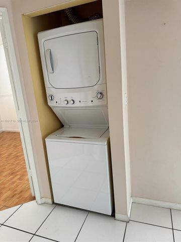 12527 NW 11th Ln 204, Miami, FL 33182