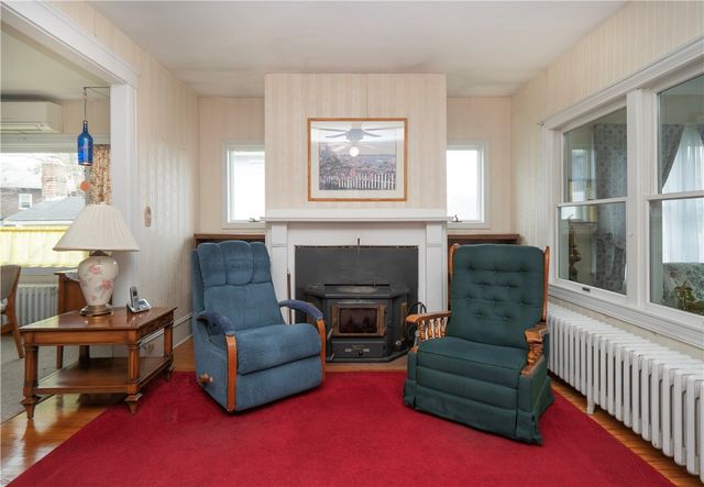 18 Ledyard Street, Newport, RI 02840