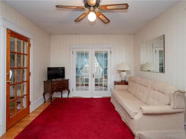 18 Ledyard Street, Newport, RI 02840