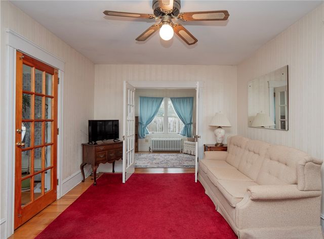 18 Ledyard Street, Newport, RI 02840