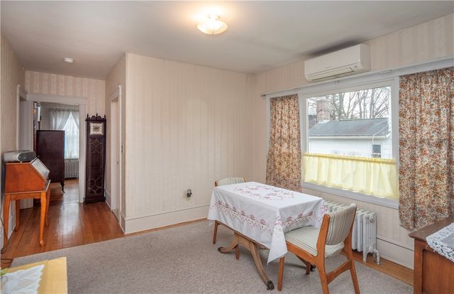 18 Ledyard Street, Newport, RI 02840