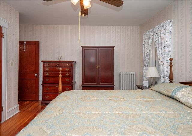 18 Ledyard Street, Newport, RI 02840