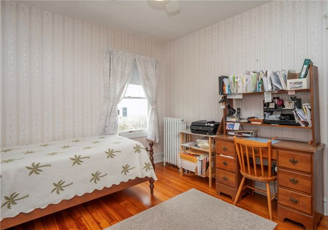 18 Ledyard Street, Newport, RI 02840