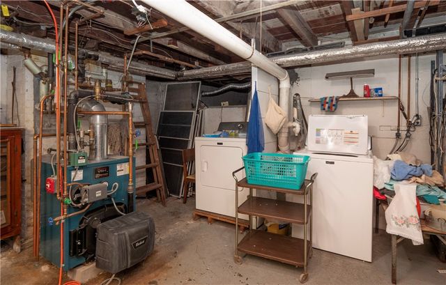 18 Ledyard Street, Newport, RI 02840