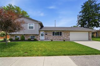109 Beechwood Avenue, Brookville, OH 45309