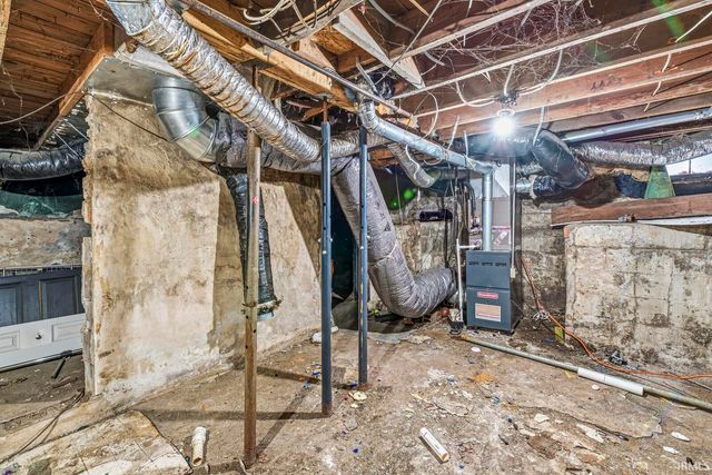 1910 Johnson Street, South Bend, IN 46628