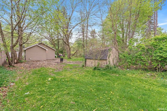 1910 Johnson Street, South Bend, IN 46628