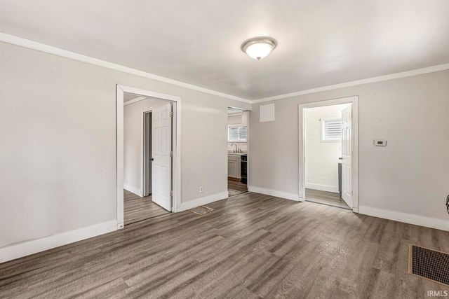 1910 Johnson Street, South Bend, IN 46628