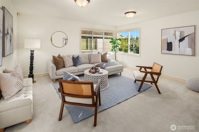 1836 273rd Place SE, Sammamish, WA 98075