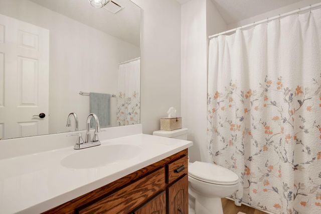 1827 County Rd. E E 18, White Bear Lake, MN 55110