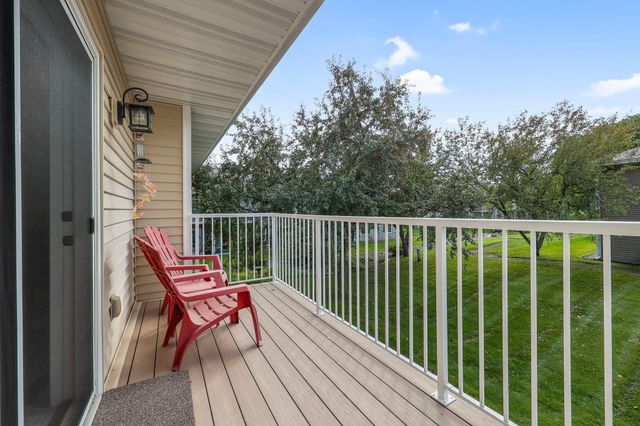 1827 County Rd. E E 18, White Bear Lake, MN 55110