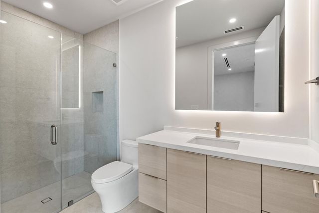 367 Venetian Drive, Delray Beach, FL 33483