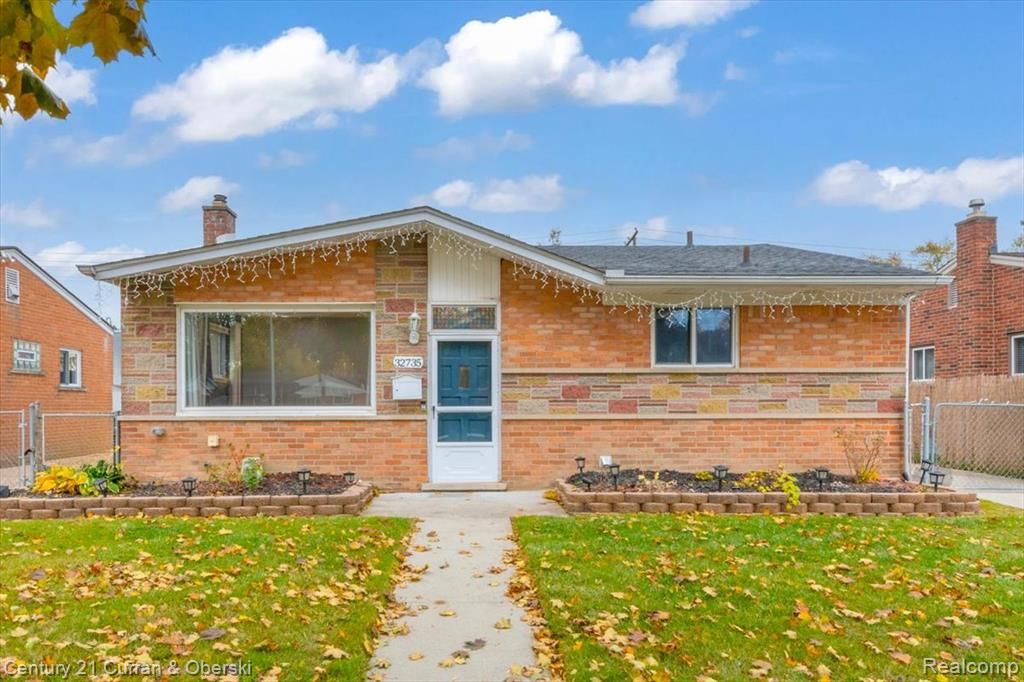 32735 Joy Road, Westland, MI 48185