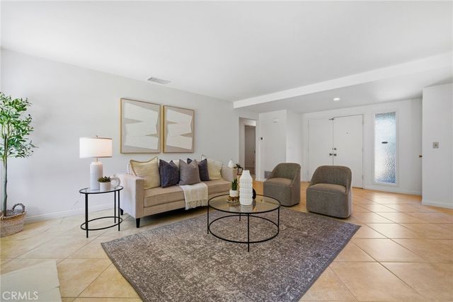 4561 School, Yorba Linda, CA 92886