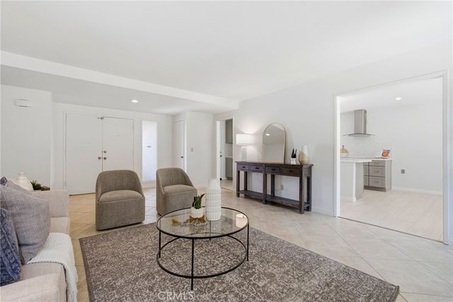 4561 School, Yorba Linda, CA 92886