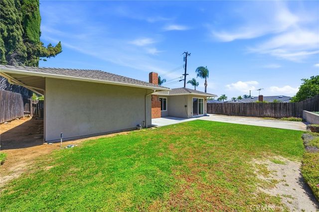 4561 School, Yorba Linda, CA 92886