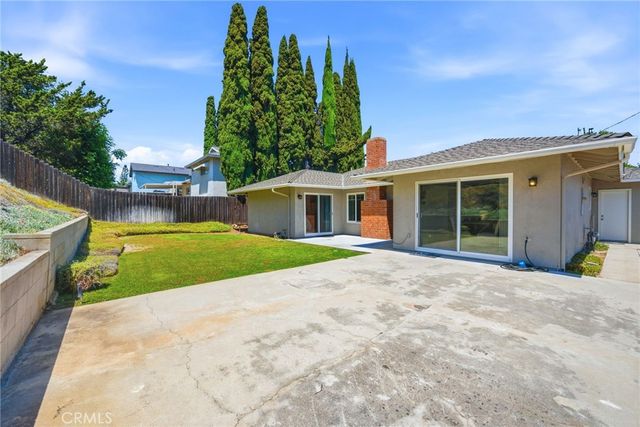 4561 School, Yorba Linda, CA 92886