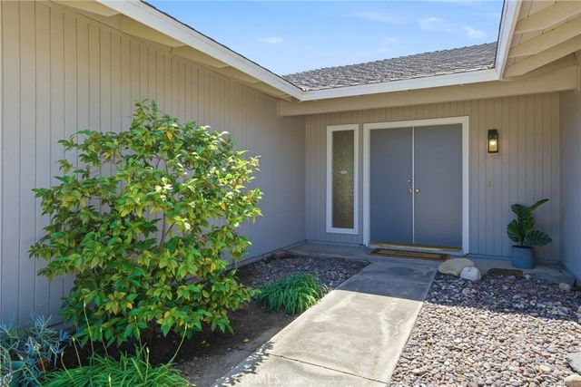 4561 School, Yorba Linda, CA 92886