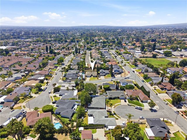 4561 School, Yorba Linda, CA 92886