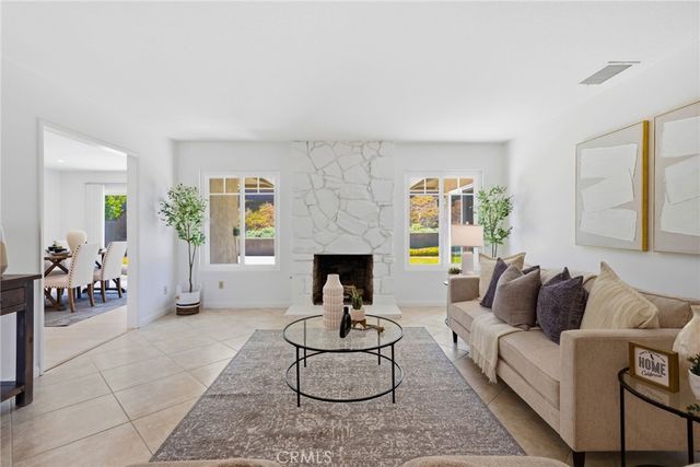 4561 School, Yorba Linda, CA 92886