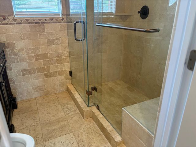 207 Parliament Drive, Houston, TX 77034