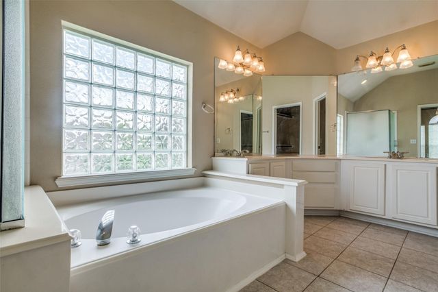 2709 Sunhill Court, Pearland, TX 77584