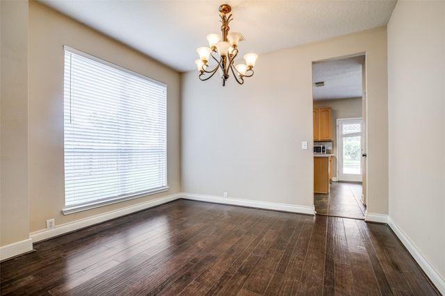 2709 Sunhill Court, Pearland, TX 77584