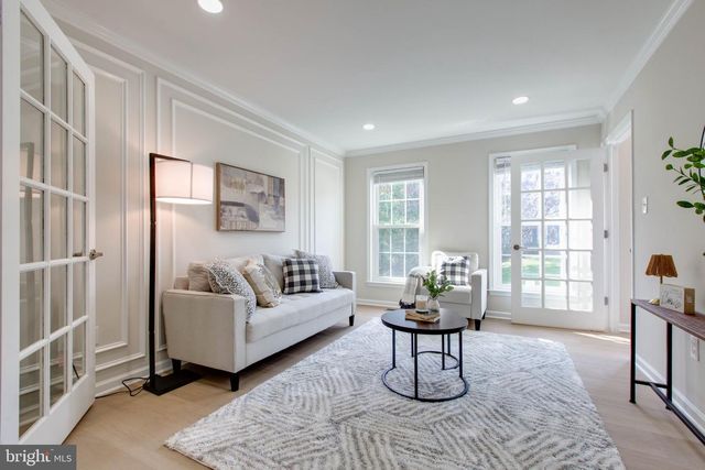 6717 LOWES LN, Elkridge, MD 21075