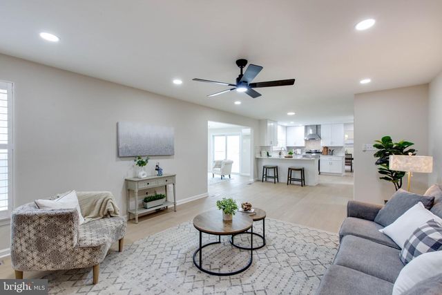 6717 LOWES LN, Elkridge, MD 21075