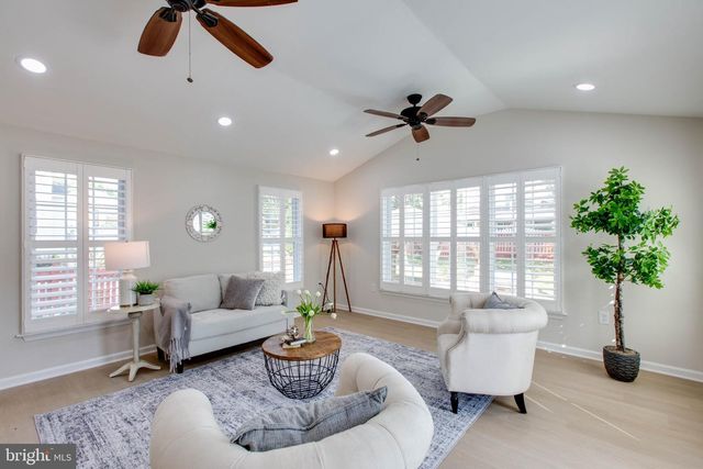 6717 LOWES LN, Elkridge, MD 21075
