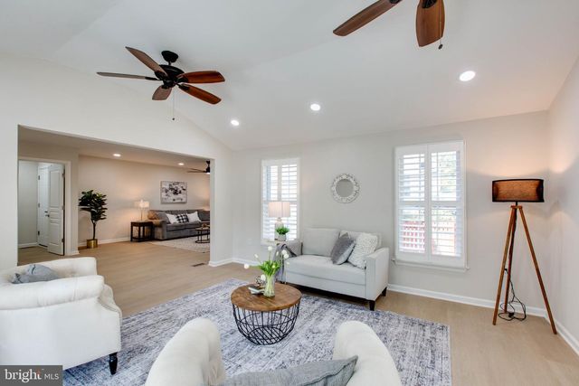 6717 LOWES LN, Elkridge, MD 21075