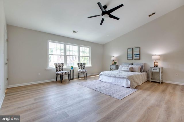 6717 LOWES LN, Elkridge, MD 21075