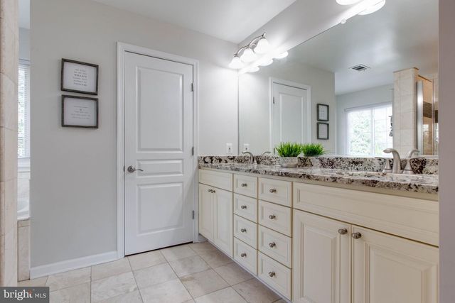 6717 LOWES LN, Elkridge, MD 21075
