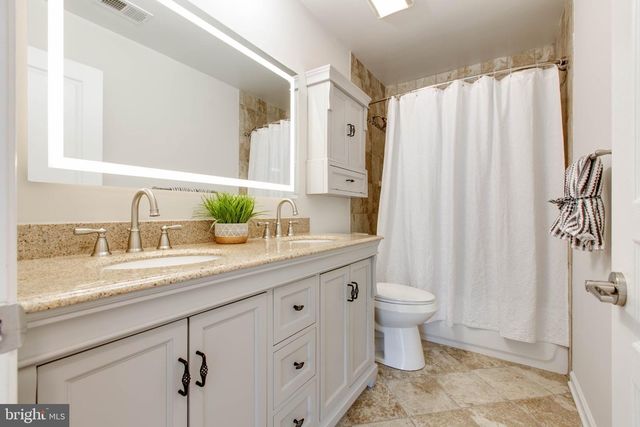 6717 LOWES LN, Elkridge, MD 21075