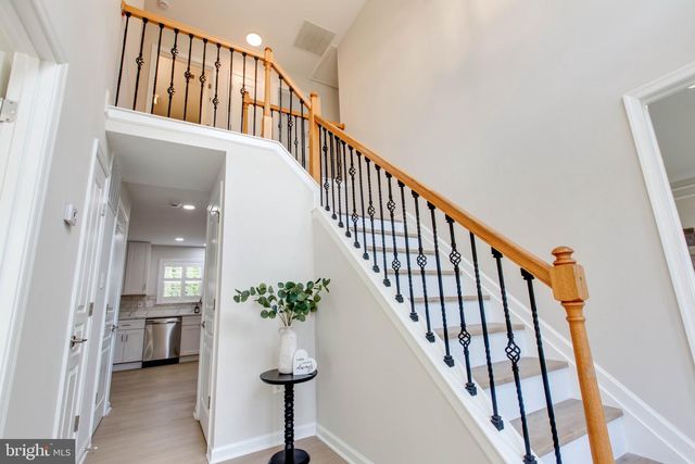 6717 LOWES LN, Elkridge, MD 21075