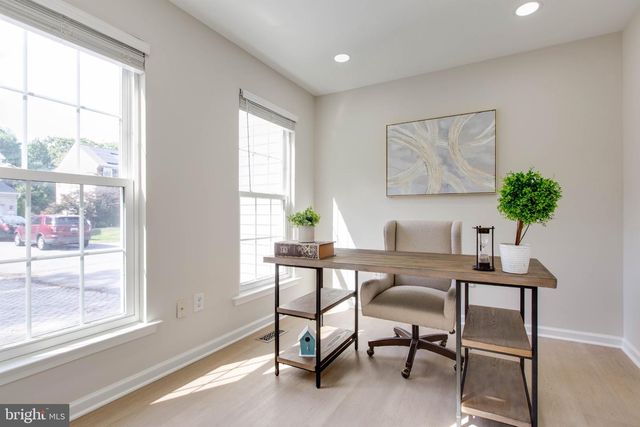 6717 LOWES LN, Elkridge, MD 21075